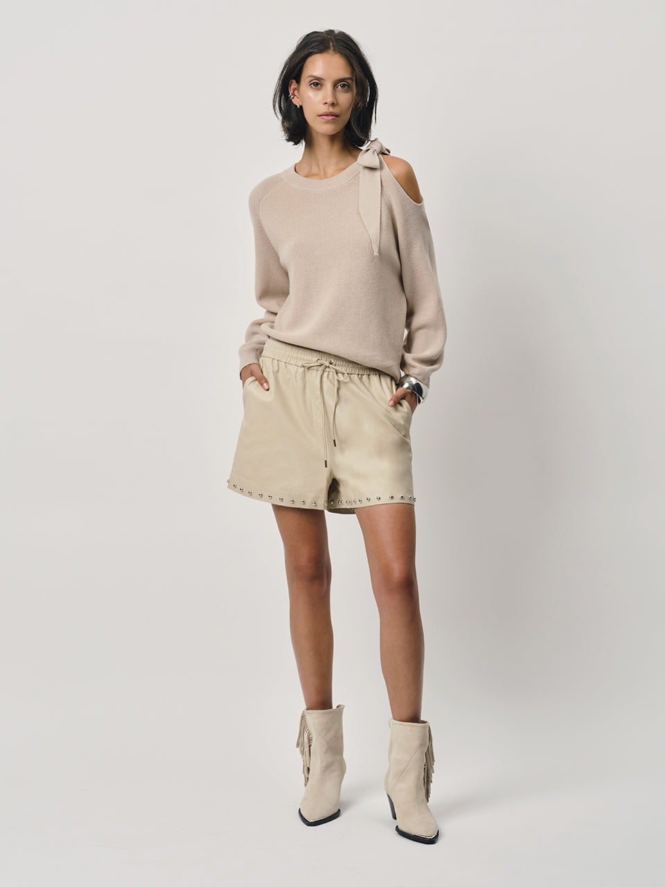 Knit Ulyn cut-out bow beige