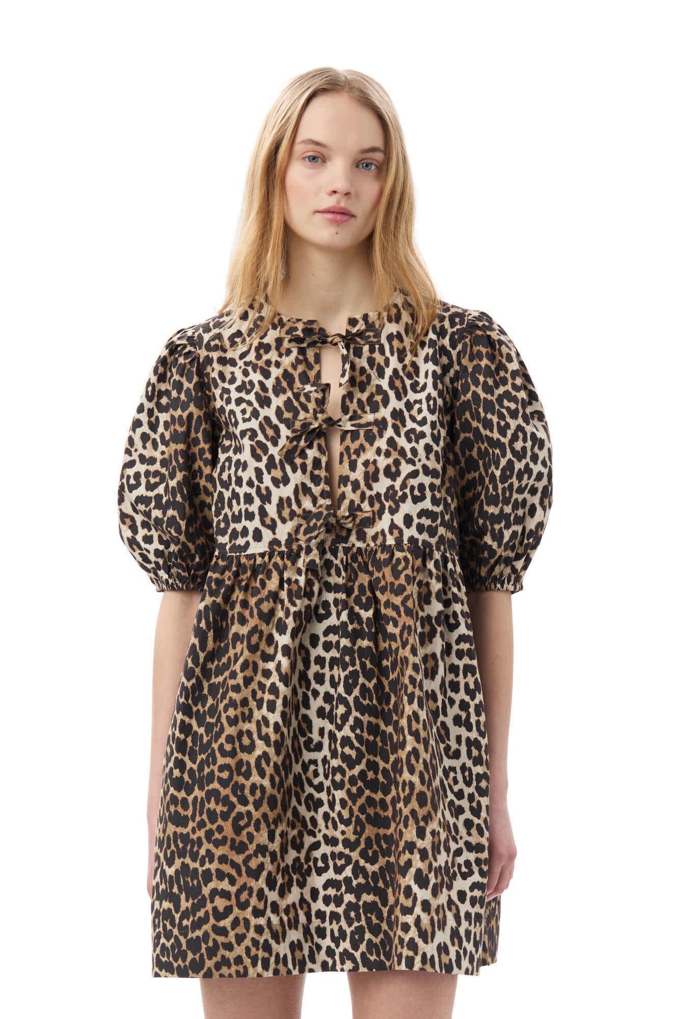 Dress leopard tie