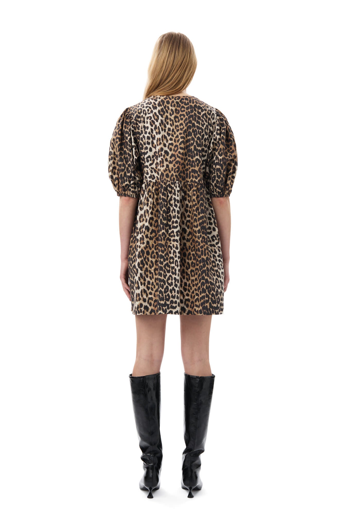 Dress leopard tie