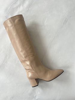 Image of Boots Sofia tierra